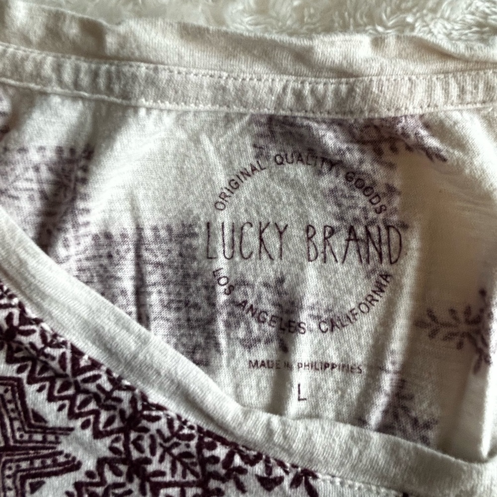 Lucky Brand Boho Print Short Sleeve Tee | Size L | Cream & Burgundy - Picture 2 of 5